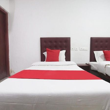 Hotel Jayaram Chidambaram Exteriör bild