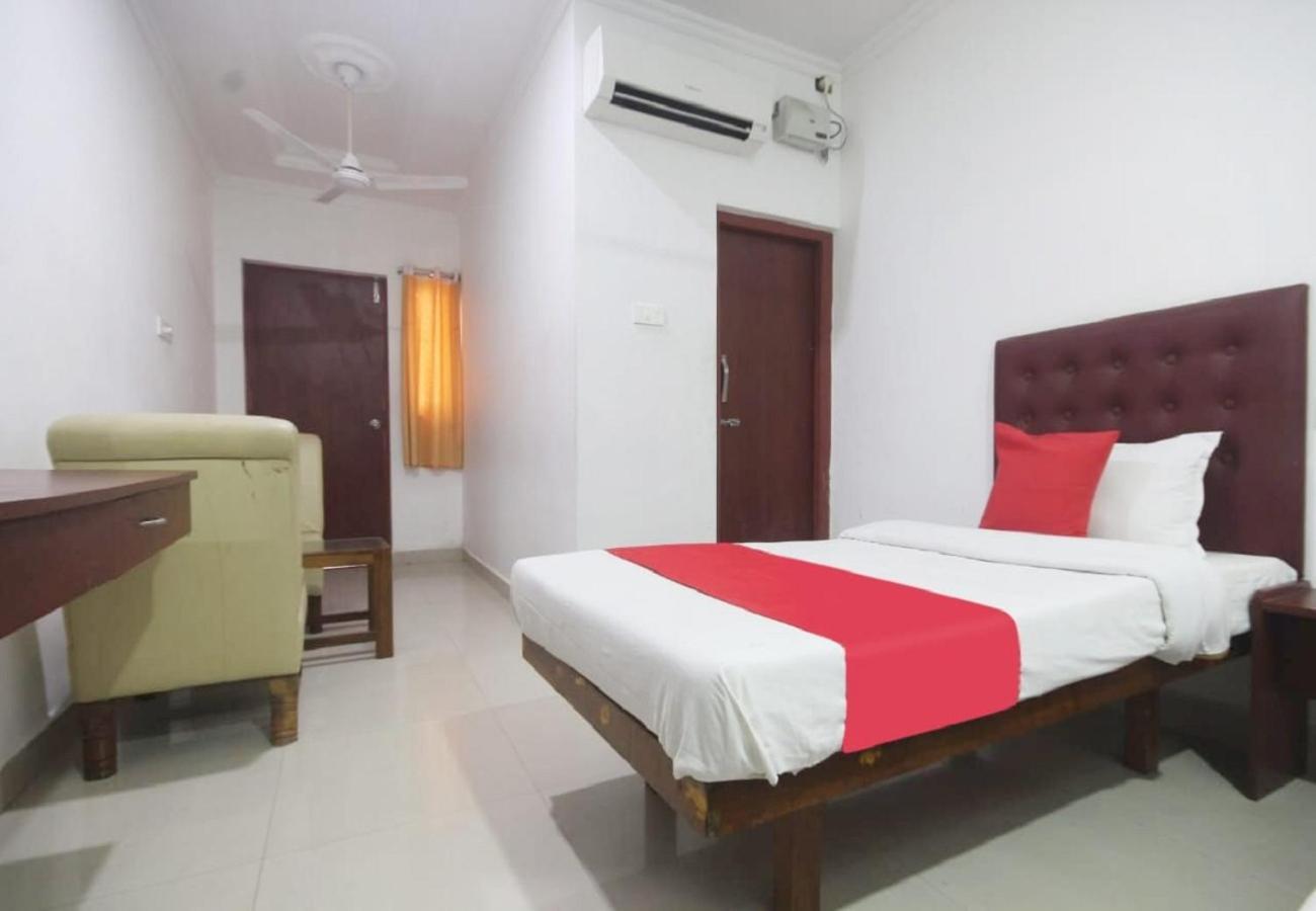 Hotel Jayaram Chidambaram Exteriör bild