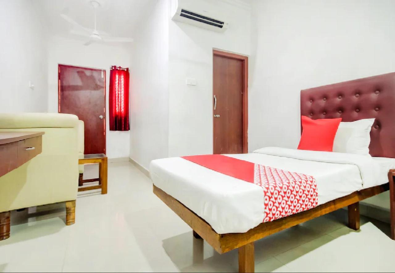 Hotel Jayaram Chidambaram Exteriör bild