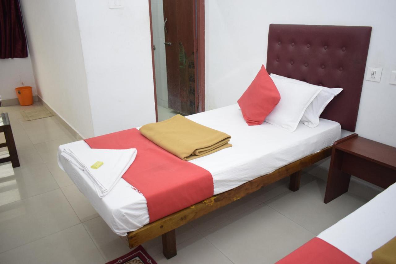 Hotel Jayaram Chidambaram Exteriör bild
