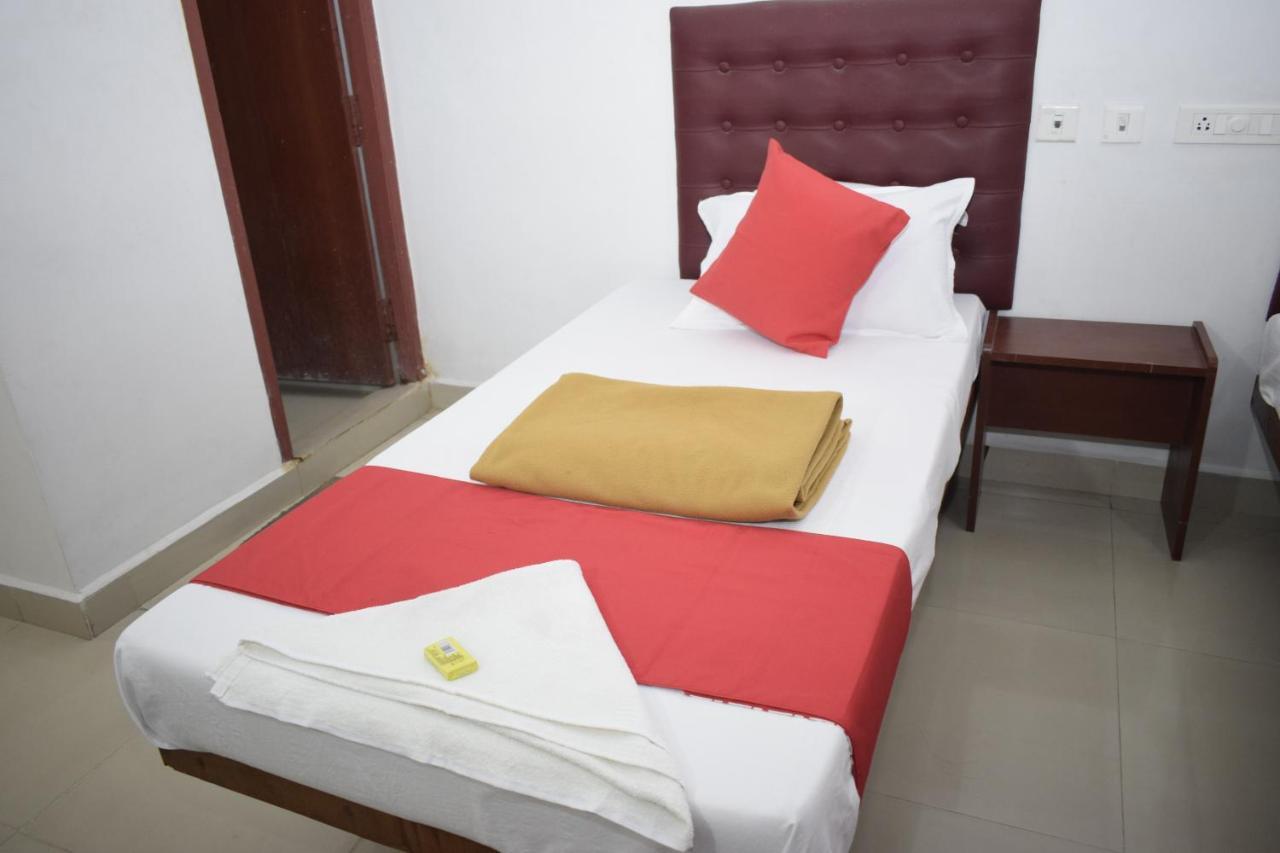 Hotel Jayaram Chidambaram Exteriör bild